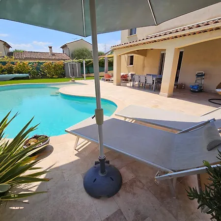 Holiday home 6 Personnes Avec Piscine *